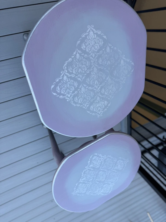 table painted with dixie belle paint