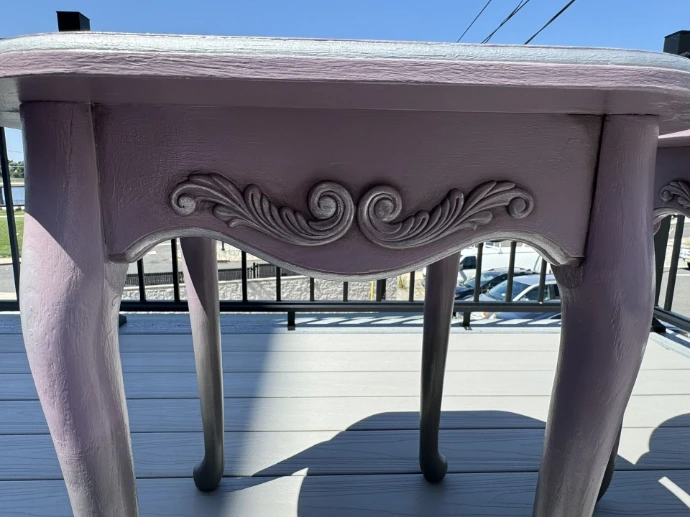 table painted with dixie belle paint